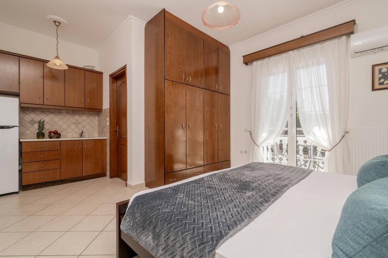 Luxury Villa Vanato & Pool Koukounaria Екстер'єр фото