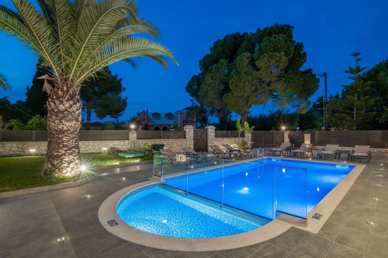 Luxury Villa Vanato & Pool Koukounaria Екстер'єр фото