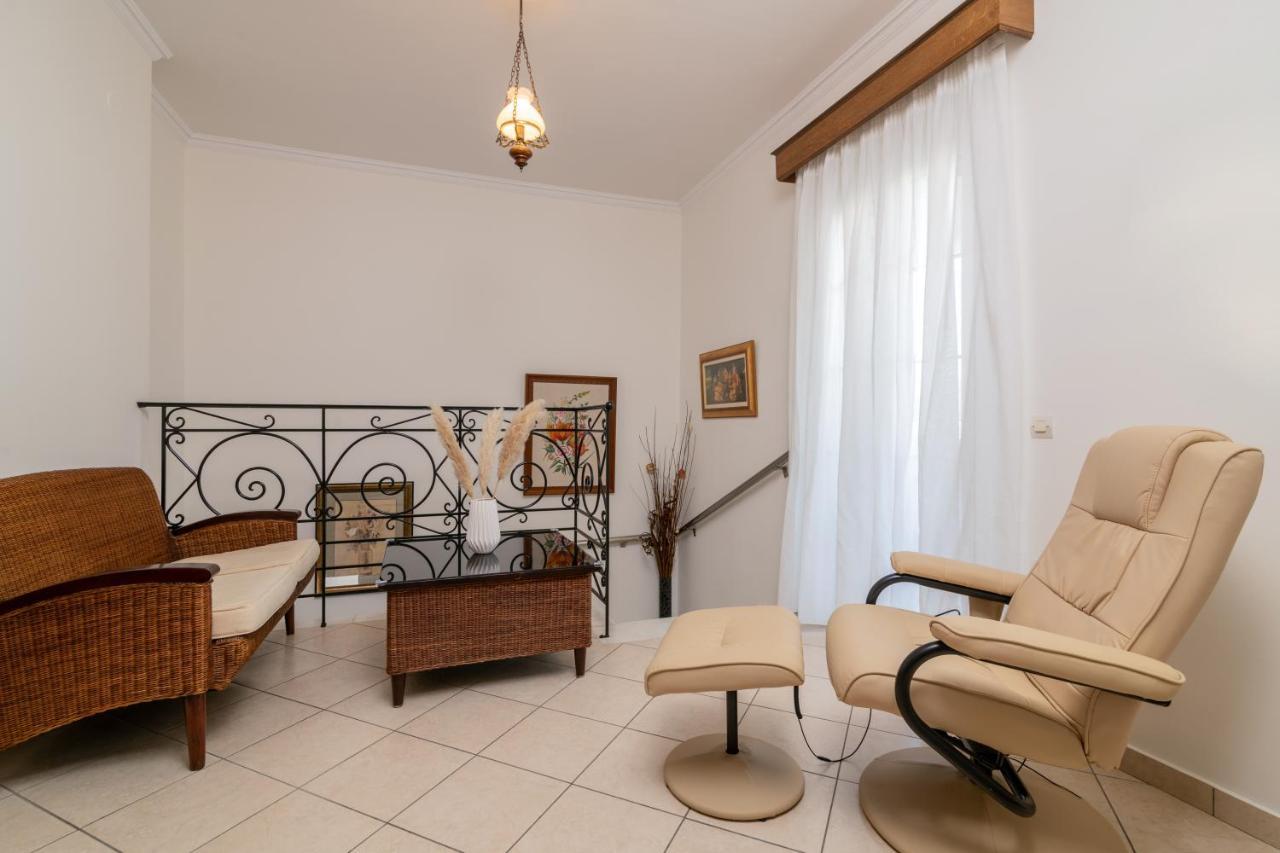 Luxury Villa Vanato & Pool Koukounaria Екстер'єр фото
