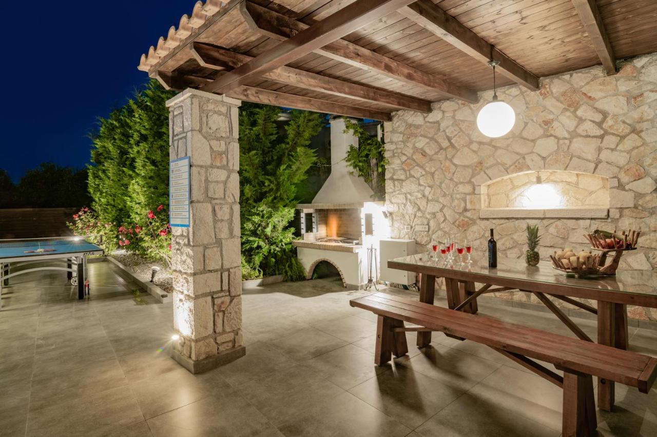 Luxury Villa Vanato & Pool Koukounaria Екстер'єр фото