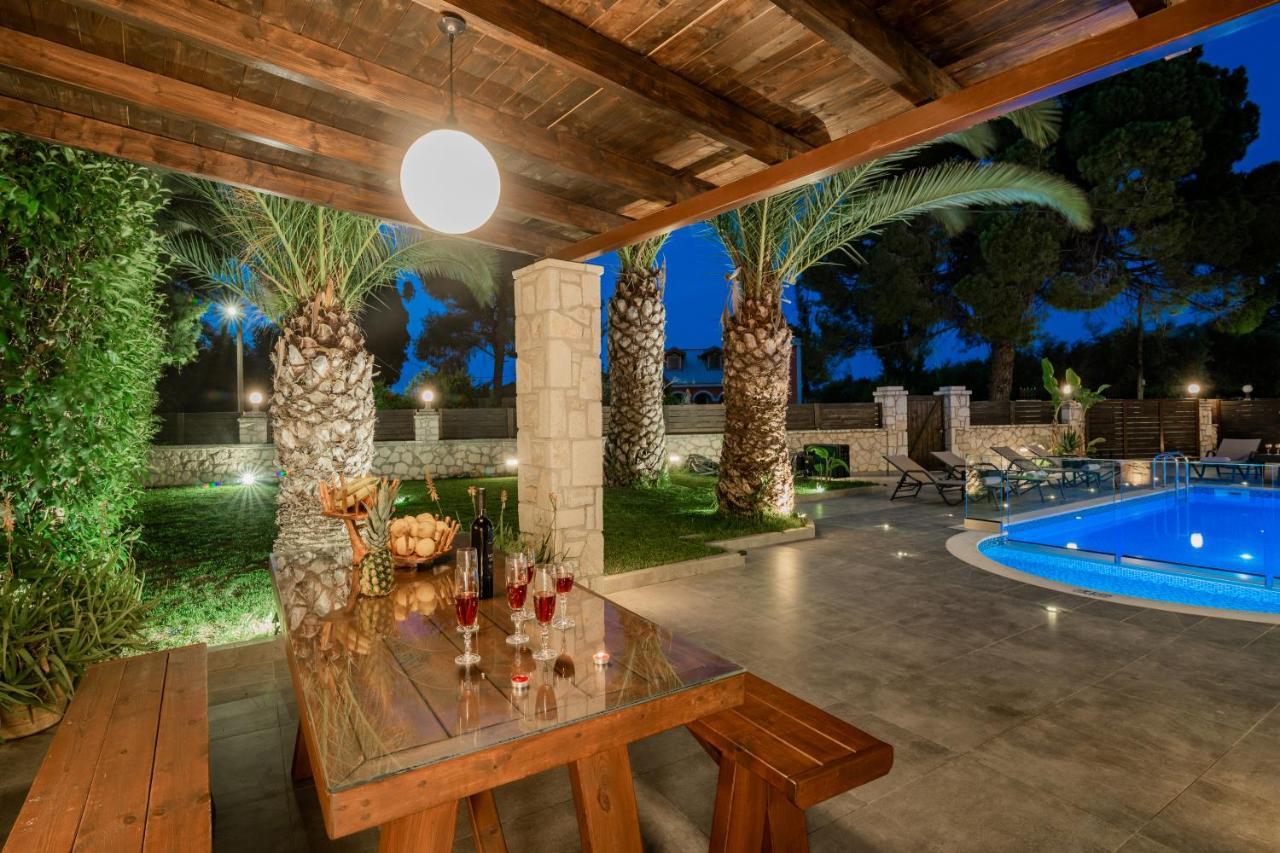 Luxury Villa Vanato & Pool Koukounaria Екстер'єр фото