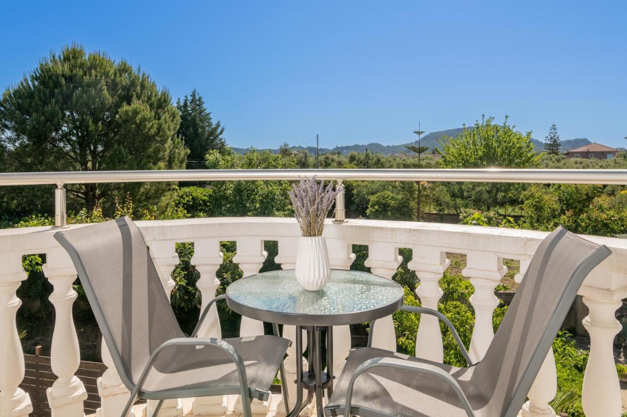Luxury Villa Vanato & Pool Koukounaria Екстер'єр фото